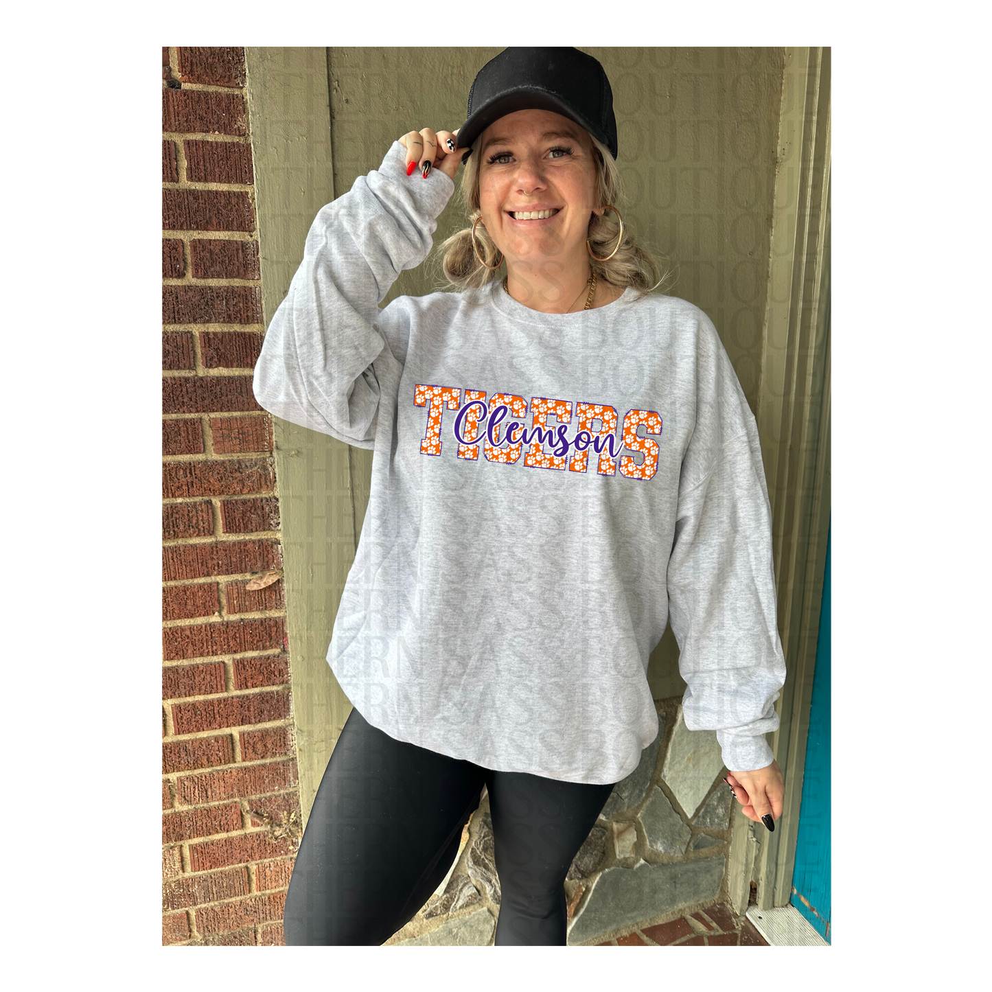 PREORDER : Clemson Tigers  // Graphic Sweatshirt