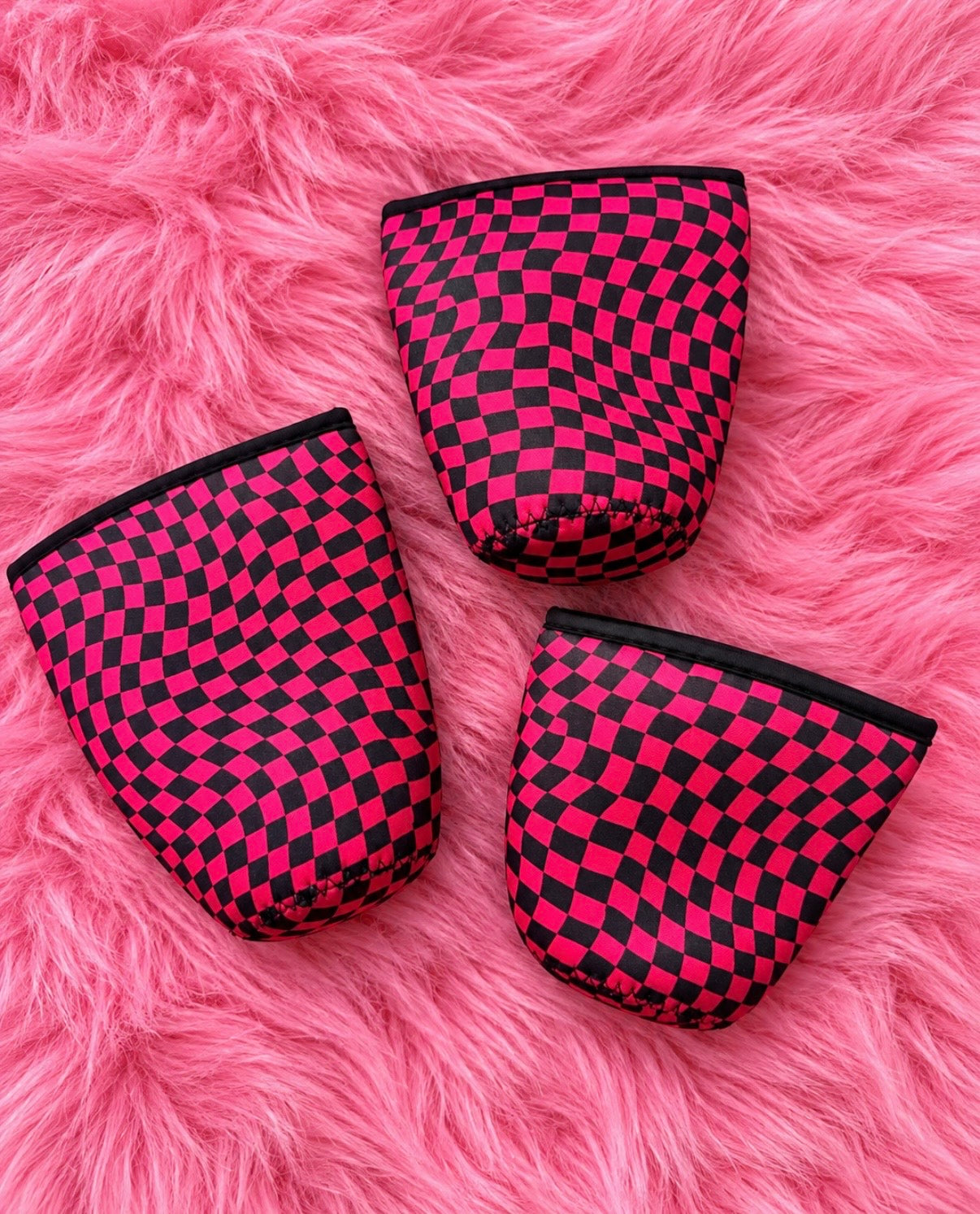 Black And HotPink Checkered Koozie
