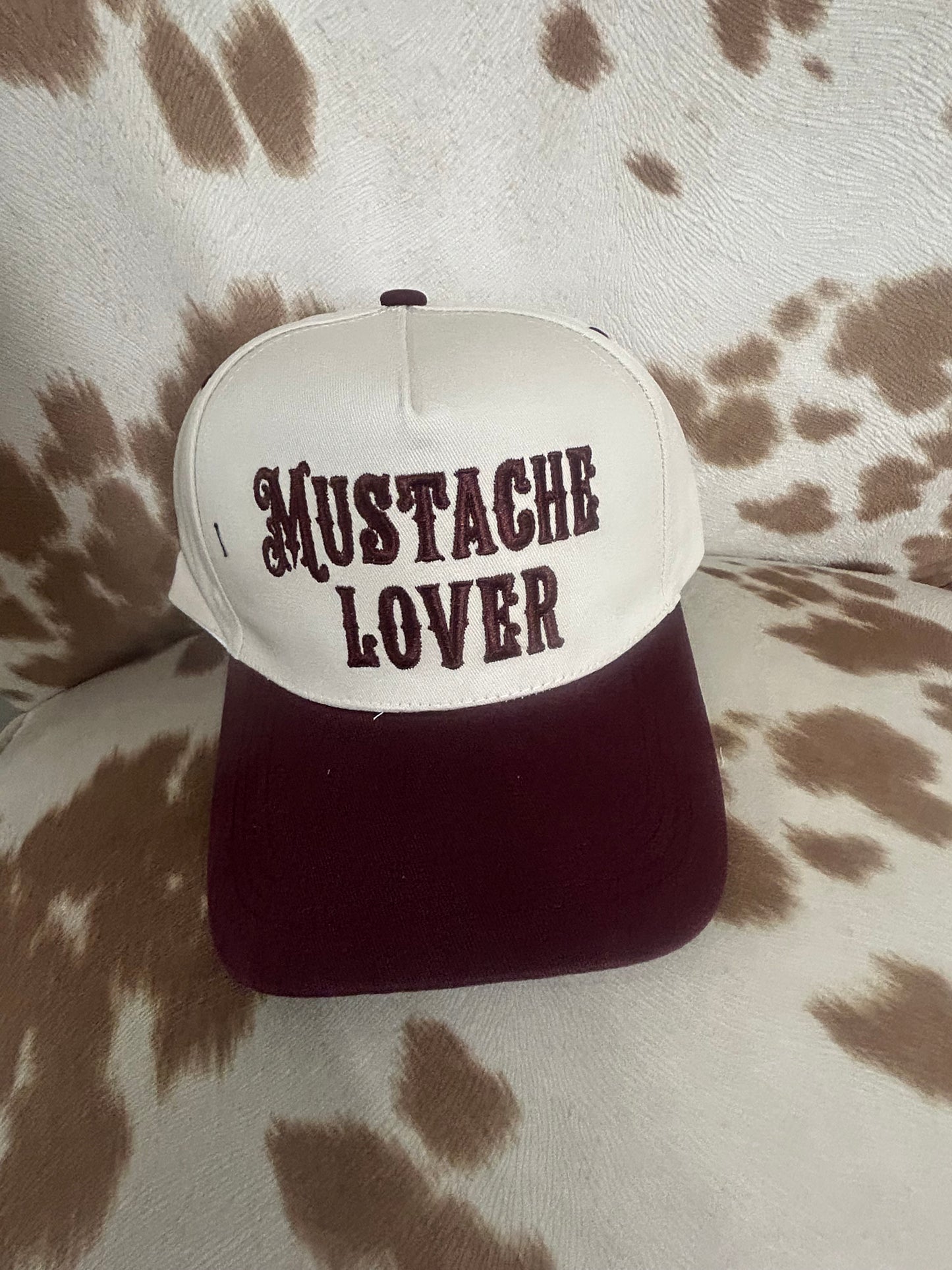 Mustache Lover // Raisin // Hat