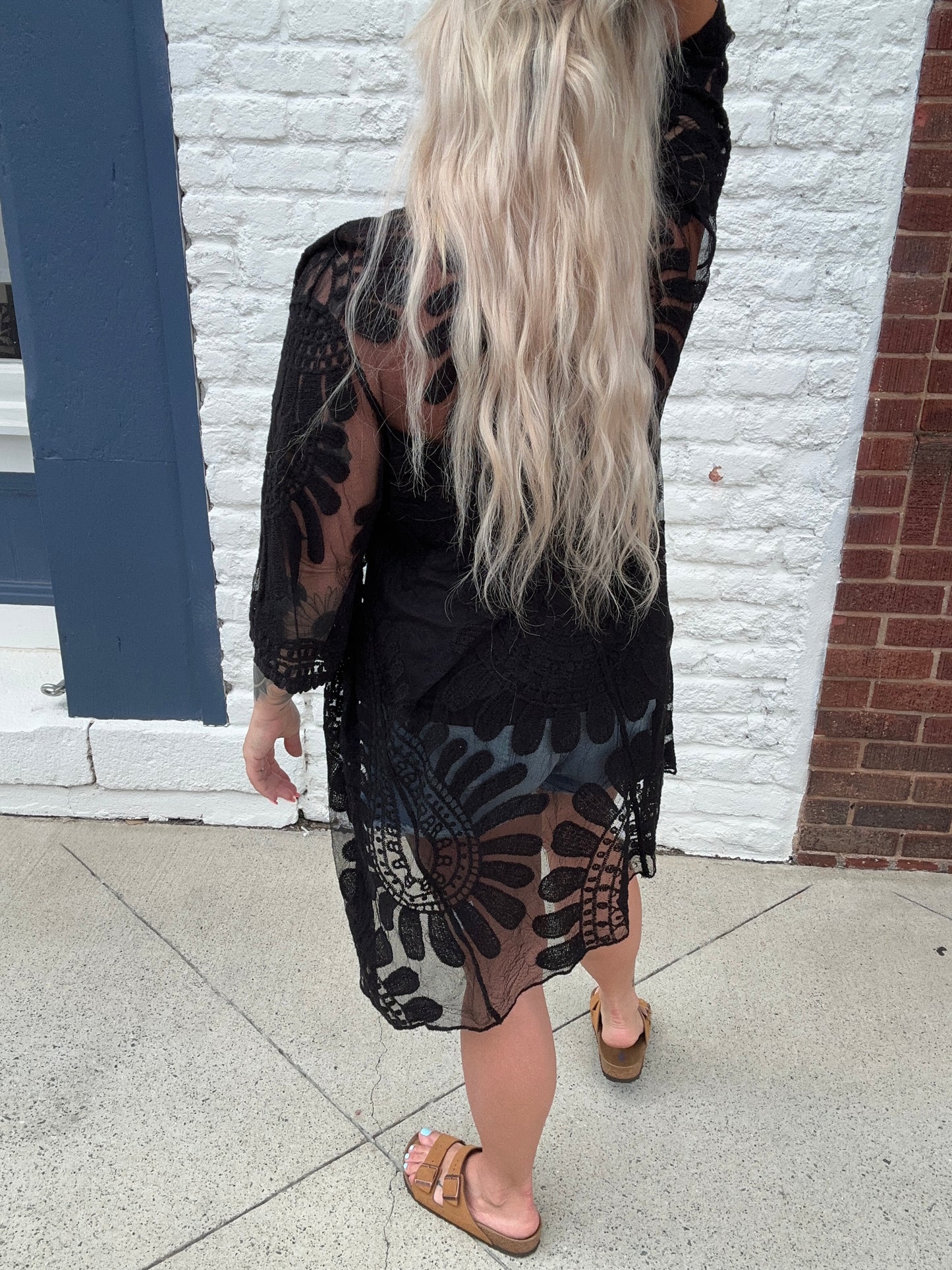 Chasing Waves Kimono // Black