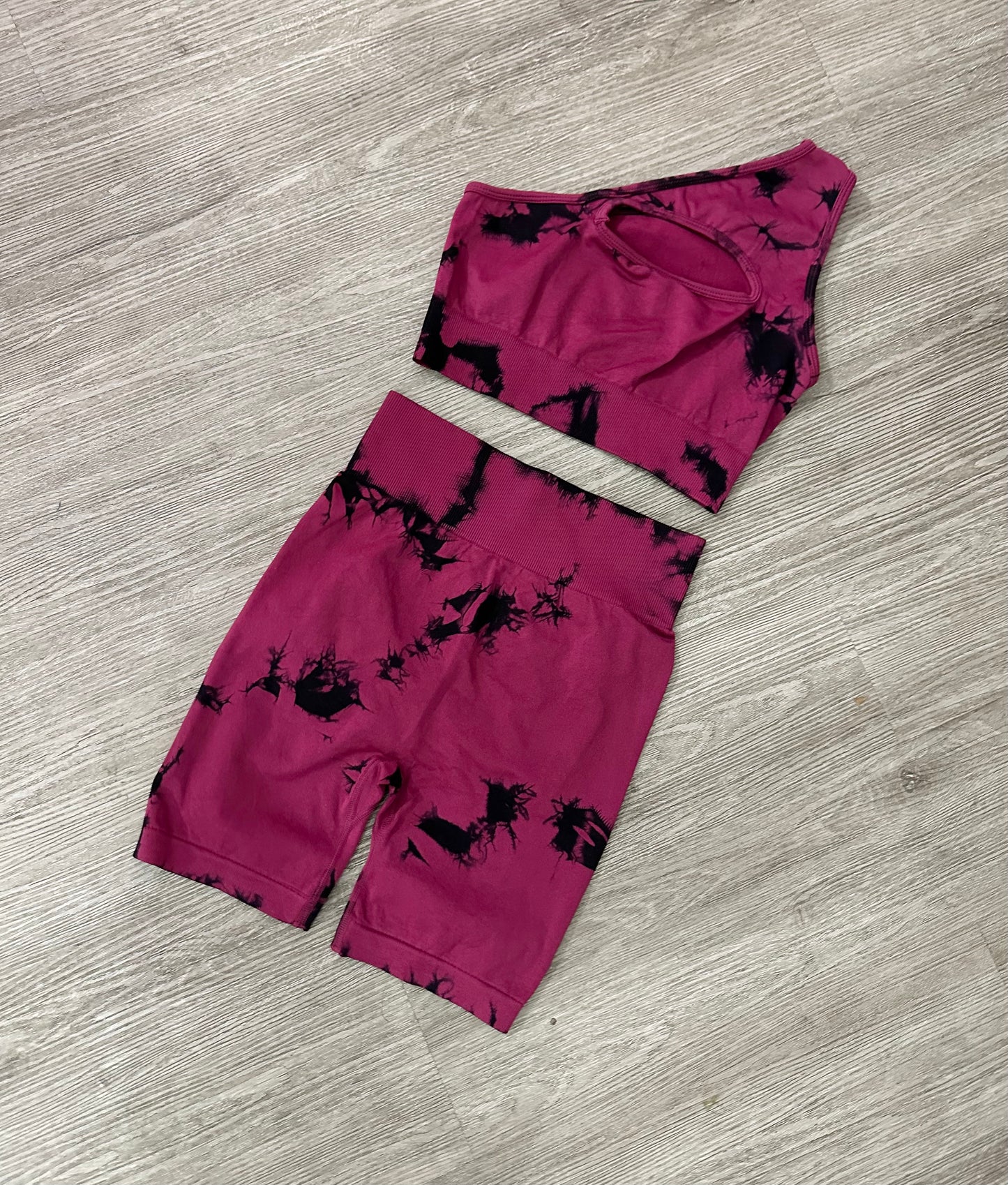 Above The Bar Workout Shorts // Burgundy