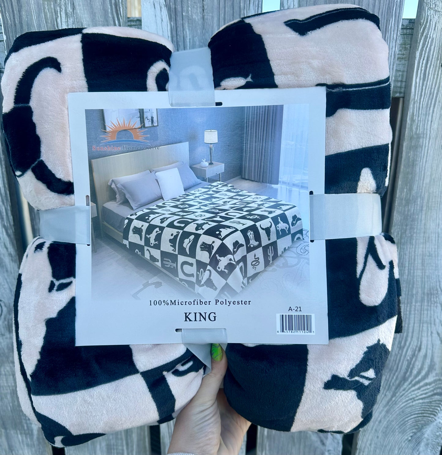 Checkered Western // King