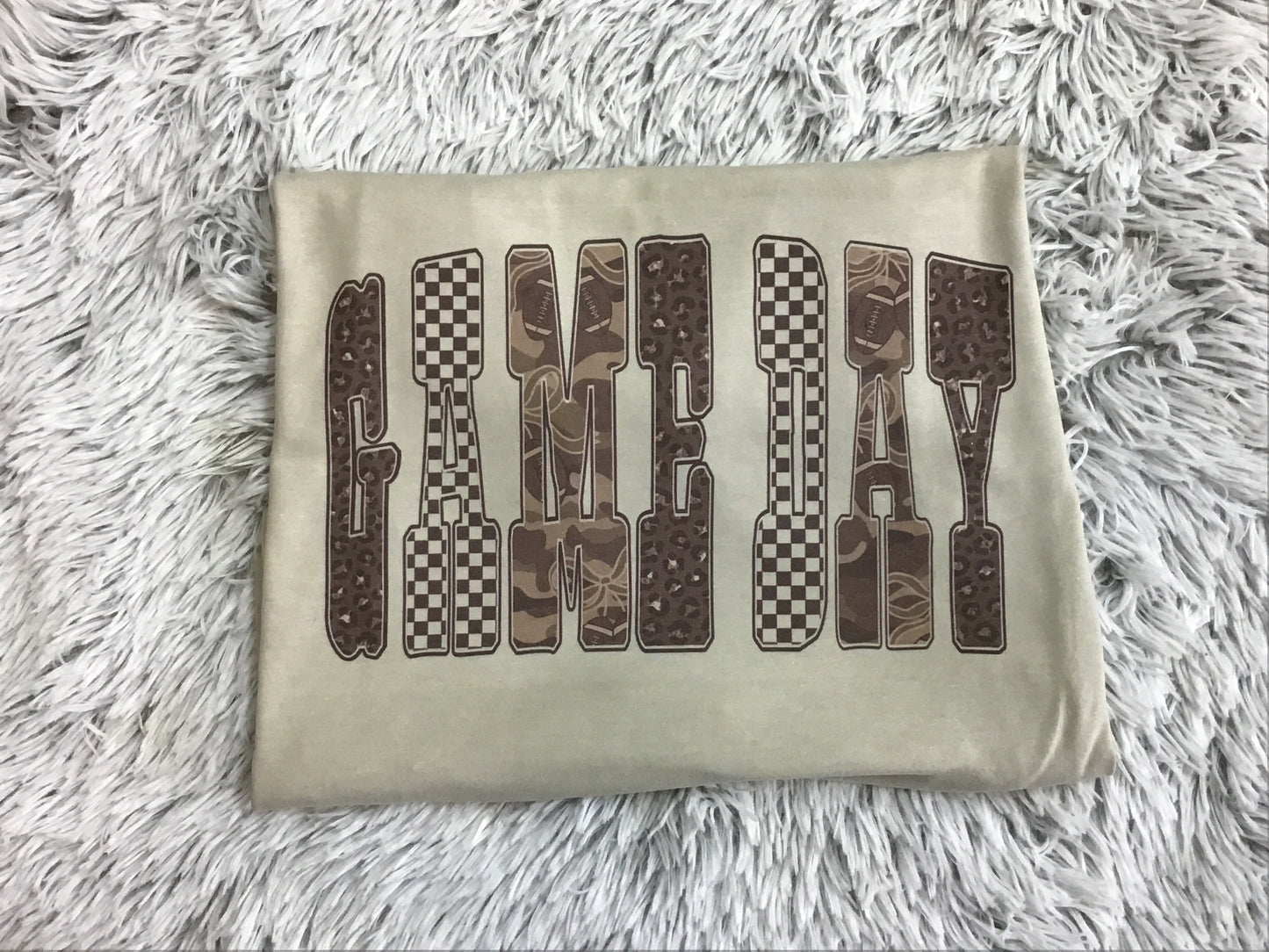 Game Day// Graphic tee