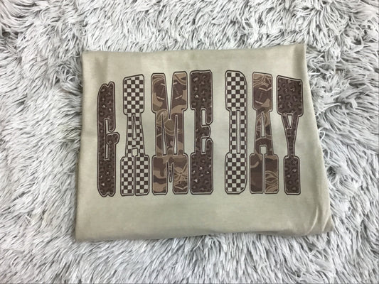 Game Day// Graphic tee