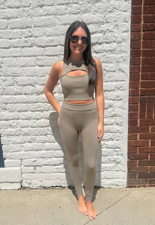 All Day Sleek Leggings // Mocha