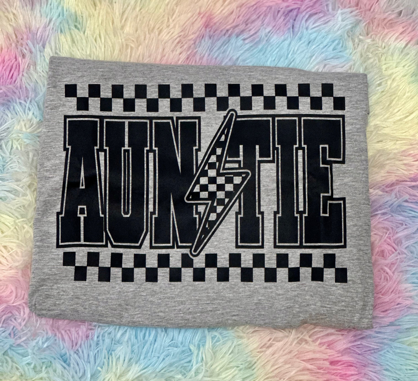 Auntie // Graphic tee