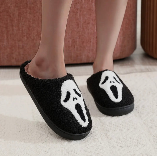 Scream // Black // Slippers