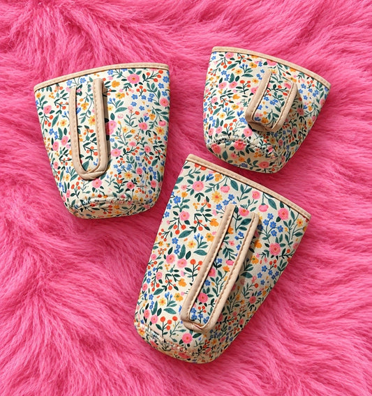 Dainty Floral Koozie W/ Handle