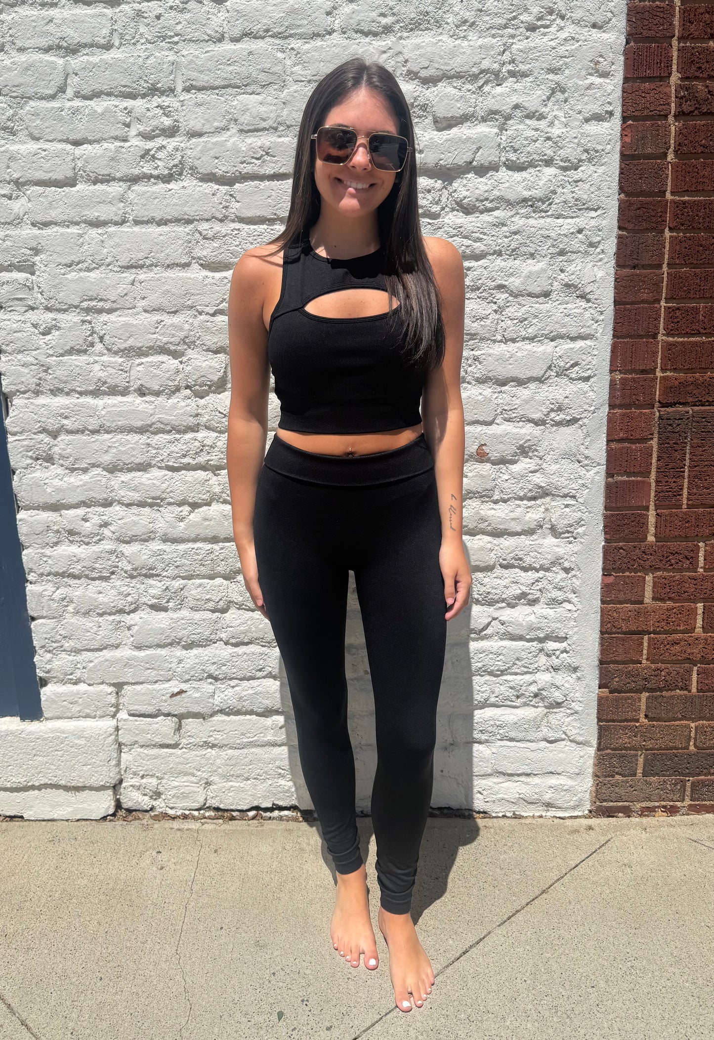 Cutout Confidence Top // Black