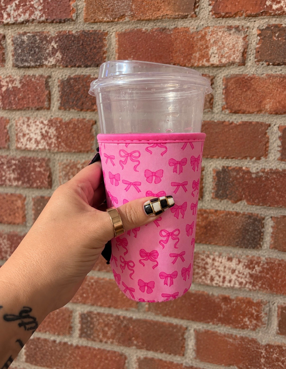 Bow Koozie W/ Handle #8
