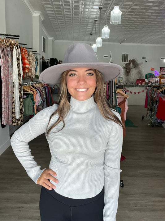 Ribbed Crop Turtle Neck // Bone