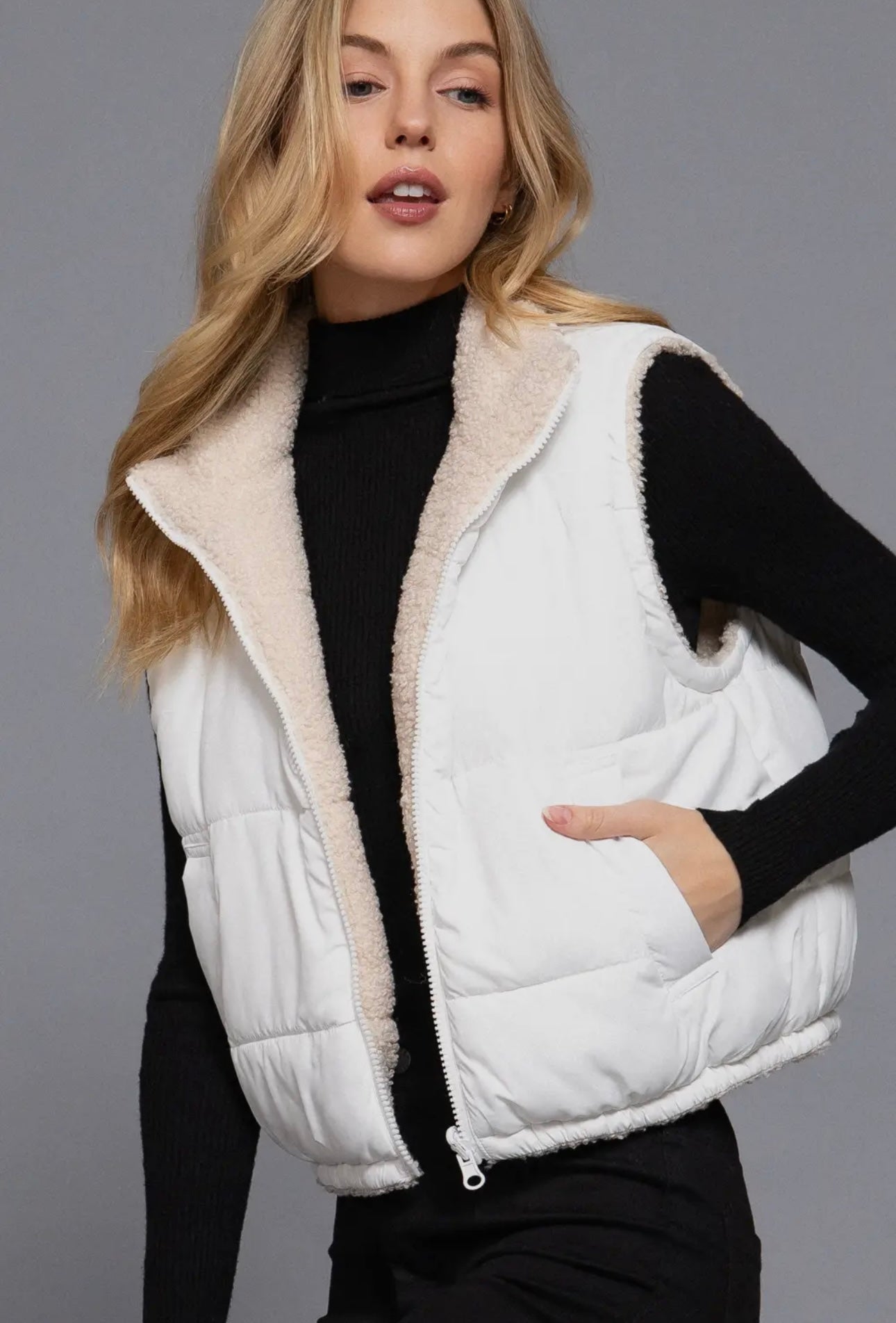 Reversible Sherpa Puffer Vest // White