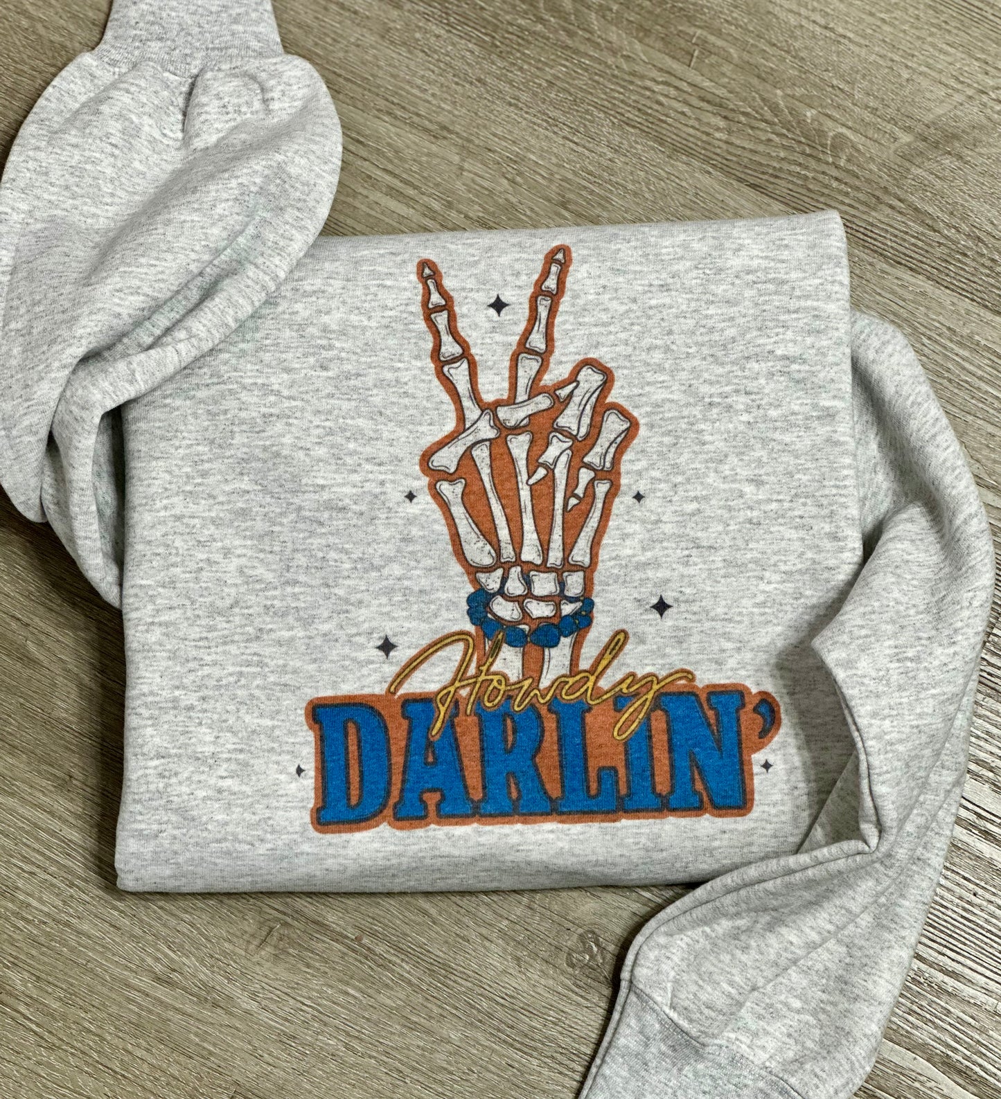 Darlin// Graphic Sweatshirt