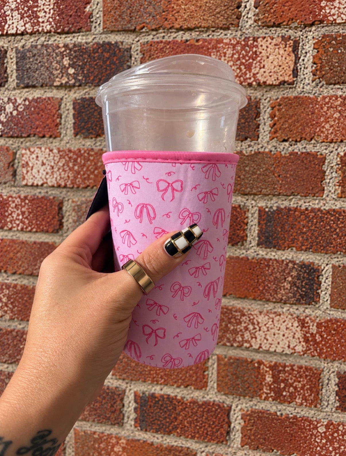 Bow Koozie W/ Handle #2
