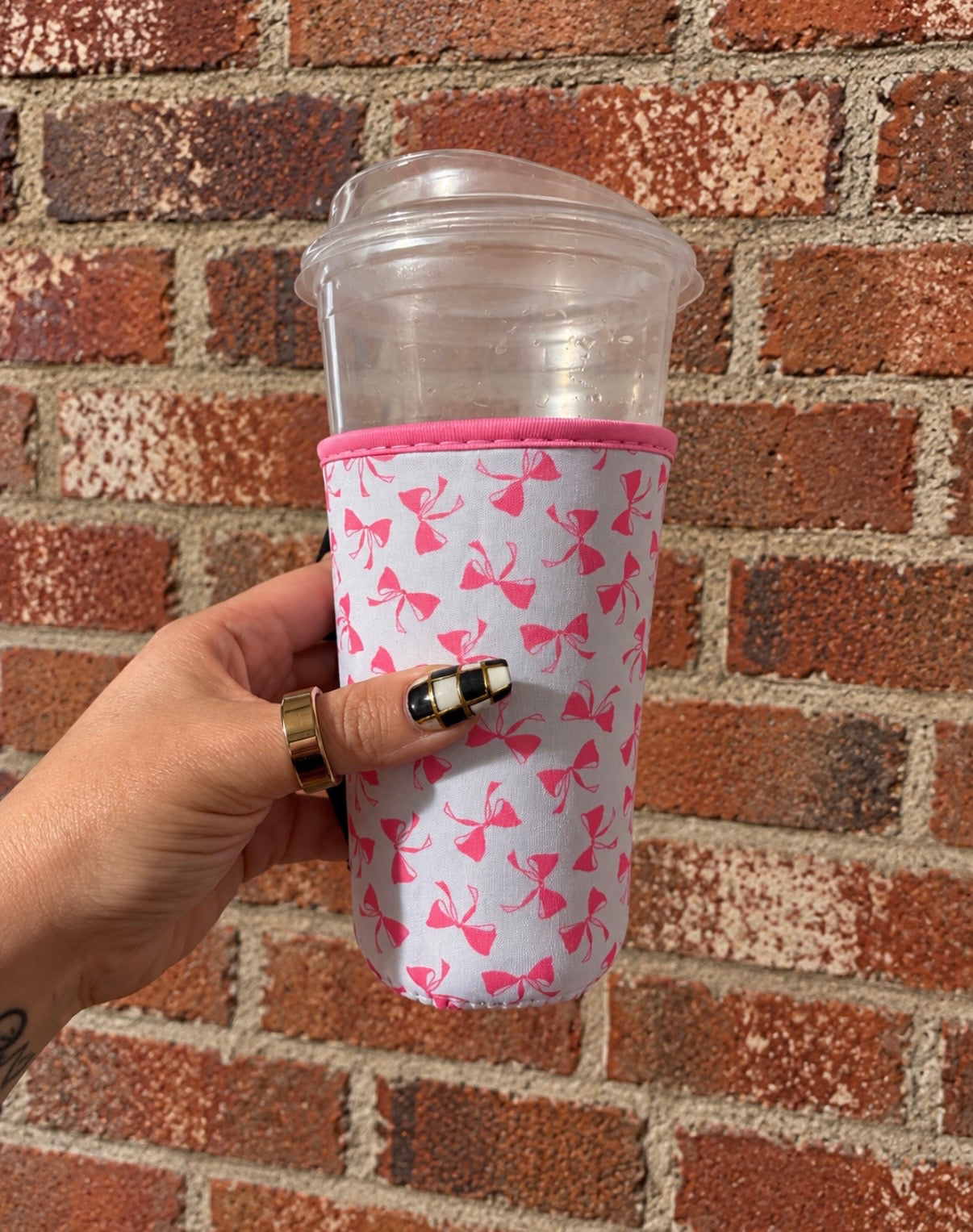 Bow Koozie W/ Handle #6