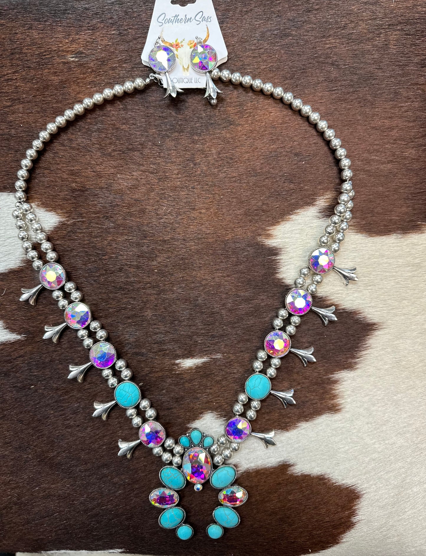 Concho // Iridescent and Turquoise // Necklace